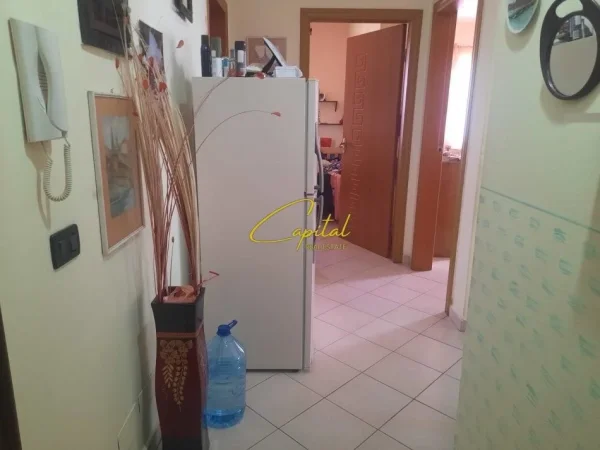 Tirane, shitet apartament 2+1 Kati 8, 80 m² 120.000 € (YZBERISHT)