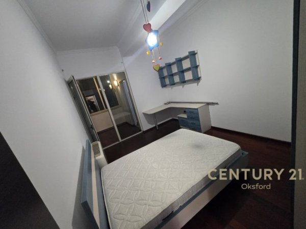 Tirane, shes apartament 2+1+Aneks+Ballkon Kati 1, 124 m² 372.000 € 