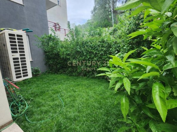 Tirane, shes apartament 3+1+Aneks+Ballkon , 139 m² 335.000 € 