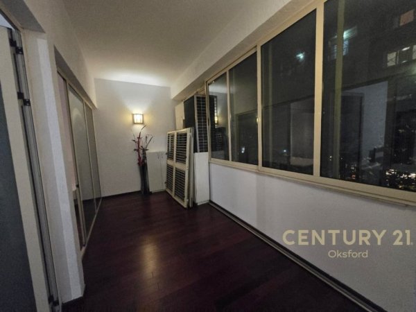 Tirane, shes apartament 2+1 Kati 1, 124 m² 372.000 € (Rruga e Kosovareve)