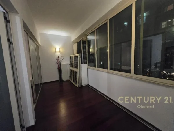 Tirane, shes apartament 2+1 Kati 1, 124 m² 372.000 € (Rruga e Kosovareve)