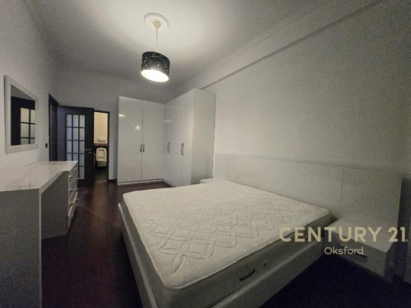 Tirane, shes apartament 2+1 Kati 1, 124 m² 372.000 € (Rruga e Kosovareve)