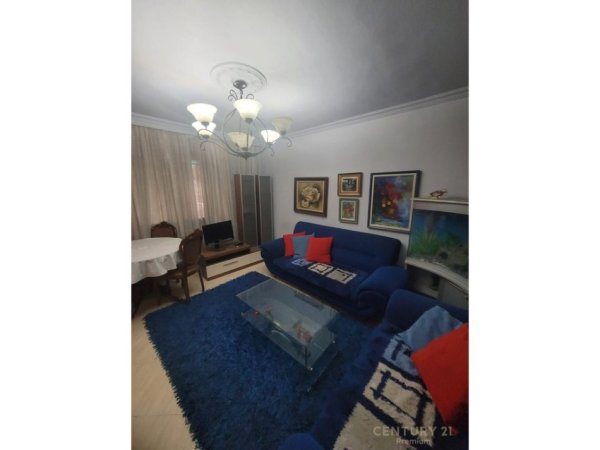 Tirane, shes apartament 3+1+Aneks+Ballkon Kati 0, 106 m² 250.000 € 