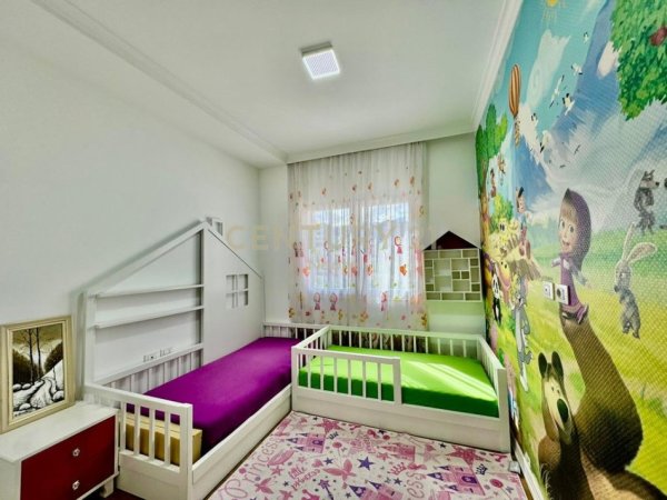 Tirane, jepet me qera apartament 2+1 Kati 3, 115 m² 900 € (Kompleksi veneto)