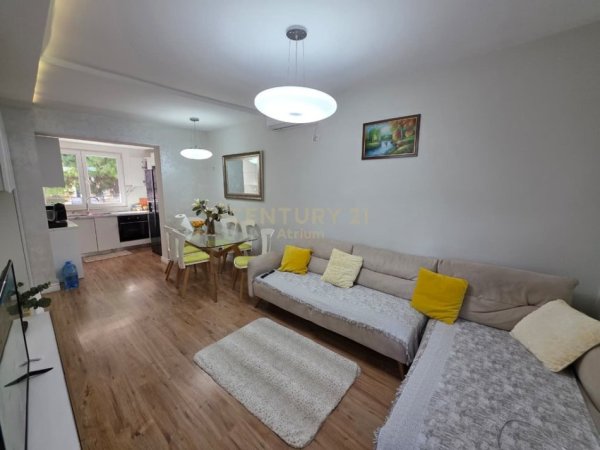 Tirane, shes Vile 2 Katshe Kati 2, 170 m² 220.000 € 