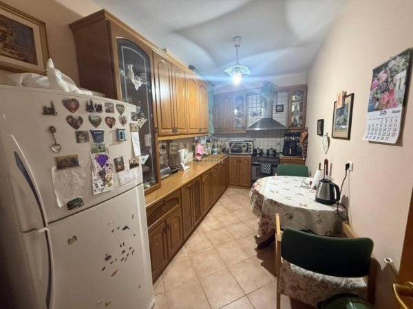 Tirane, shes apartament 2+1+Aneks+Ballkon Kati 3, 103 m² 298.000 € 