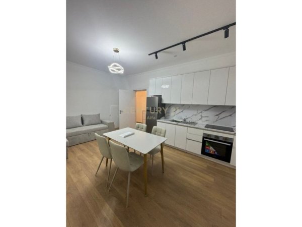 Tirane, shes Vile 3 Katshe Kati 3, 400 m² 769.000 € 