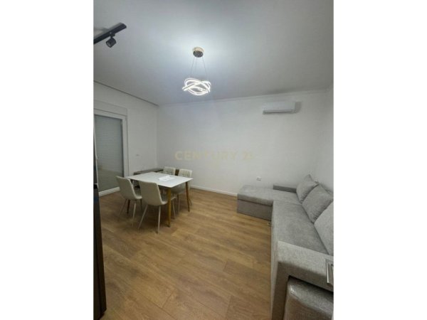 Tirane, shes Vile 3 Katshe Kati 3, 400 m² 769.000 € 