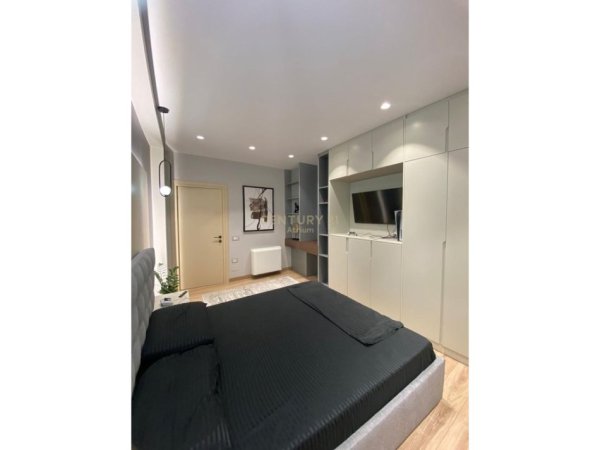 Tirane, shes apartament 3+1+Aneks+Ballkon Kati 4, 150 m² 350.000 € (Rezidenca Platea)