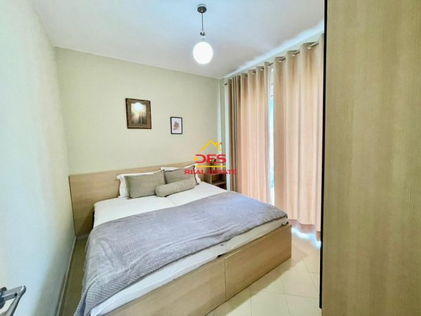 Radhime - Orikum, jepet me qera apartament 1+1+Ballkon Kati 3, 70 m² 330 € (Orikum)