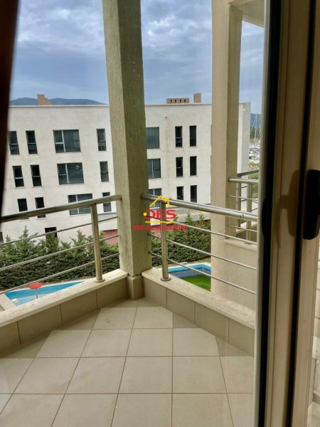 Radhime - Orikum, jepet me qera apartament 1+1+Ballkon Kati 3, 70 m² 330 € (Orikum)