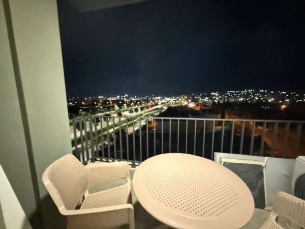 Tirane, jepet me qera nga Pronari, pa-komision apartament 1+1+Aneks+Ballkon Kati 4, 75 m² 580 € (bulevardi i ri)