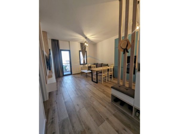 Tirane, shitet apartament 1+1+Aneks+Ballkon Kati 2, 65 m² 168.000 € (Uji i Ftohte)