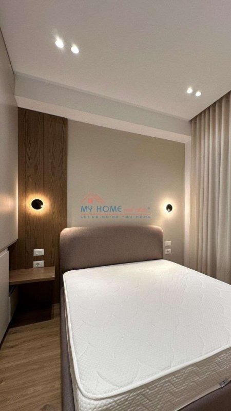 Tirane, jepet me qera apartament 1+1+Ballkon Kati 8, 50 m² 500 € 