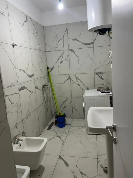 Tirane, shitet apartament 1+1 Kati 1, 58 m² 81.600 € (UNIVERS CITY)