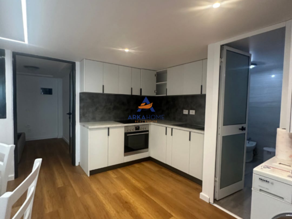 Tirane, shitet apartament 1+1+Ballkon Kati 0, 101 m² 155.925 € 