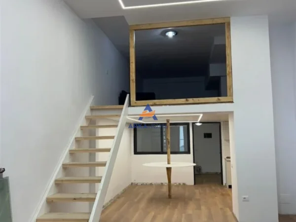 Tirane, shitet apartament 1+1+Ballkon Kati 0, 101 m² 155.925 € 