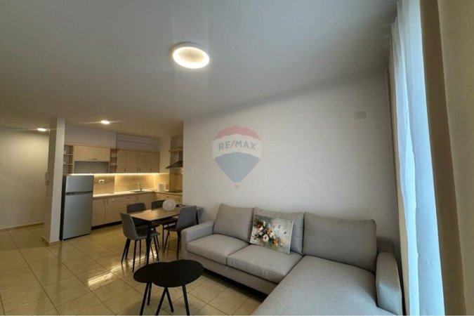 Tirane, jepet me qera apartament 1+1 Kati 6, 74 m² 530 € (Rruga Don Bosko)