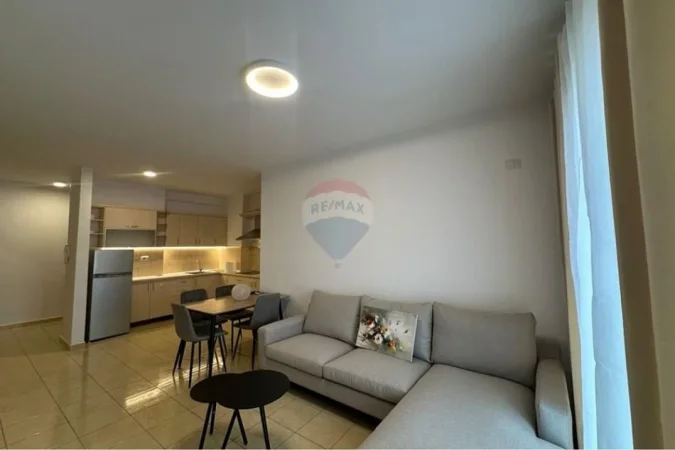 Tirane, jepet me qera apartament 1+1 Kati 6, 74 m² 530 € (Rruga Don Bosko)