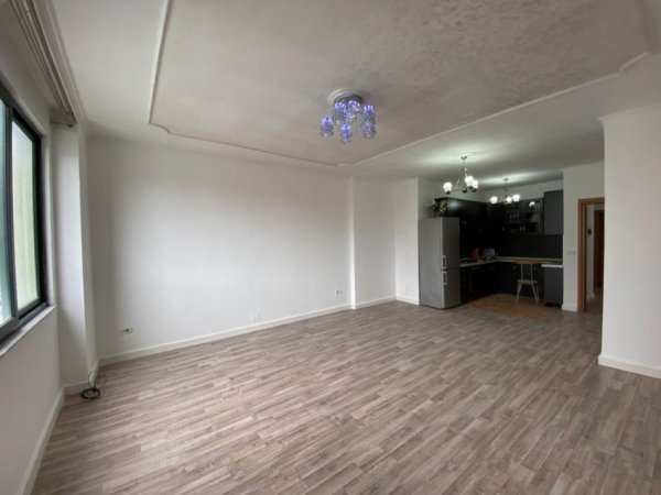 Tirane, jepet me qera apartament , 143 m² 1.200 € (Ekspozita)