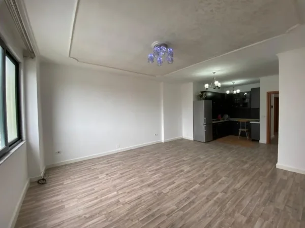 Tirane, jepet me qera apartament , 143 m² 1.200 € (Ekspozita)