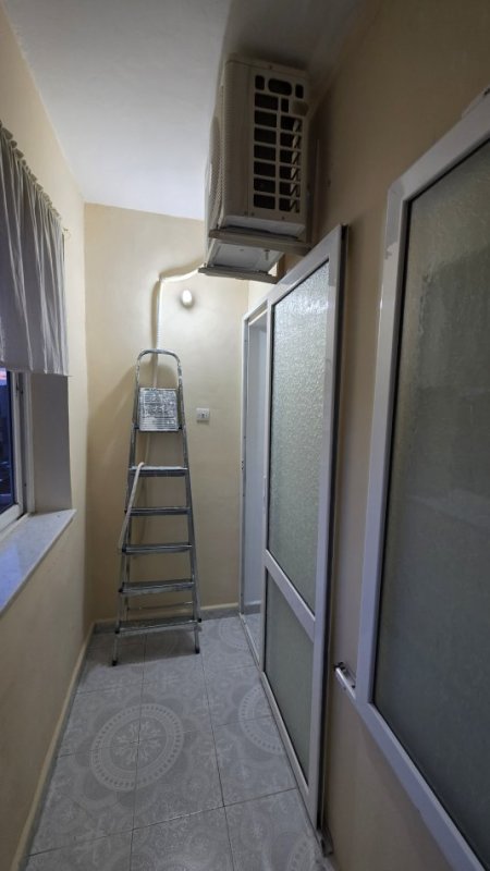 Lushnje, shitet apartament 1+1+Ballkon Kati 5, 54 m² 