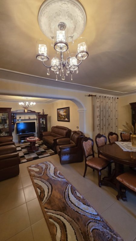 Lushnje, shitet Vile 2 Katshe Kati 0, 581 m² 200.000 € 