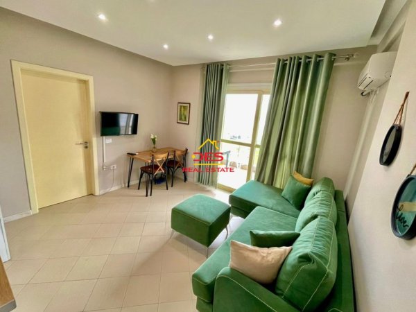 Radhime - Orikum, jepet me qera apartament 1+1+Ballkon Kati 3, 70 m² 330 € (Orikum)