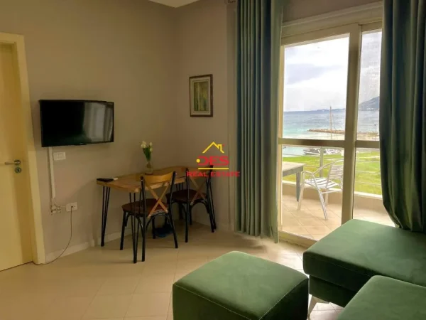 Radhime - Orikum, jepet me qera apartament 1+1+Ballkon Kati 3, 70 m² 330 € (Orikum)