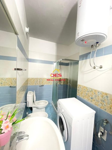 Radhime - Orikum, jepet me qera apartament 1+1+Ballkon Kati 3, 70 m² 330 € (Orikum)