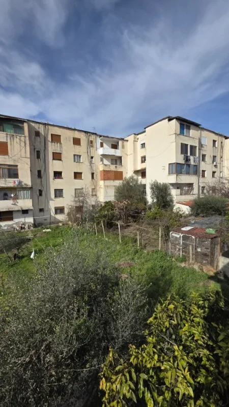 Lushnje, shitet truall , 780 m² 120.000 € 