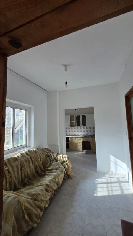 Lushnje, shitet truall , 780 m² 120.000 € 