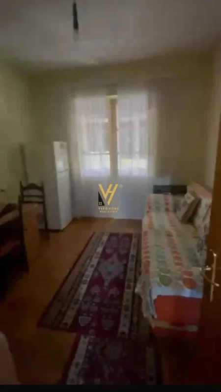 Tirane, jepet me qera apartament 2+1+Ballkon Kati 4, 85 m² 450 € (ISH RESTORANT DURRESI)