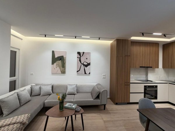 Tirane, jepet me qera apartament 1+1 Kati 3, 70 m² 800 € (zogu i zi)