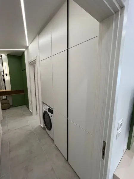 Tirane, jepet me qera nga Pronari, pa-komision apartament 2+1 Kati 3, 85 m² 800 € (Laprake tek kupola ndertimi E 88)