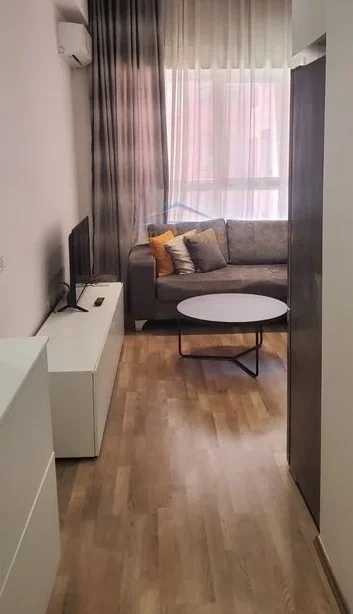 Tirane, jepet me qera apartament 1+1 Kati 8, 66 m² 450 € (Kompleksi Mangalem)