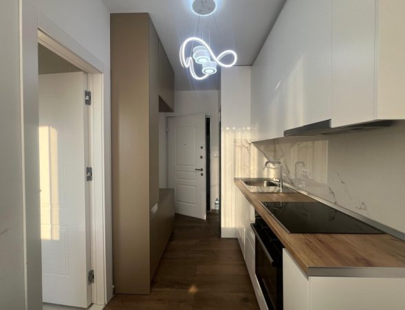 Tirane, jepet me qera apartament 1+1 , 35 m² 500 € 