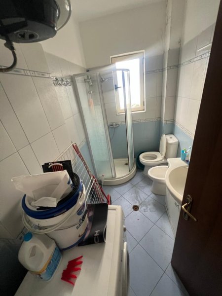 Durres, jepet me qera apartament 2+1 Kati 5, 80 m² 450 € 