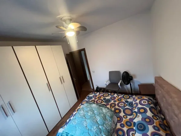 Durres, jepet me qera apartament 2+1 Kati 5, 80 m² 450 € 