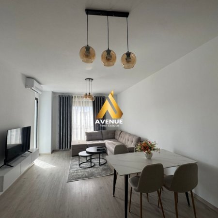Tirane, jepet me qera apartament 1+1+Ballkon Kati 4, 70 m² 500 € (Rruga Sokrat Miho)