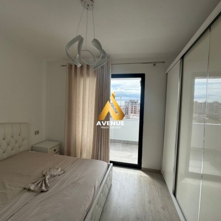 Tirane, jepet me qera apartament 1+1+Ballkon Kati 4, 70 m² 500 € (Rruga Sokrat Miho)