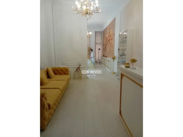 Tirane, jepet me qera apartament 1+1 Kati 2, 80 m² 700 € (Rruga e Kavajes)