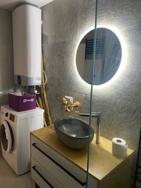 Tirane, jepet me qera apartament 2+1 , 64 m² 750 € (myslym shyri)