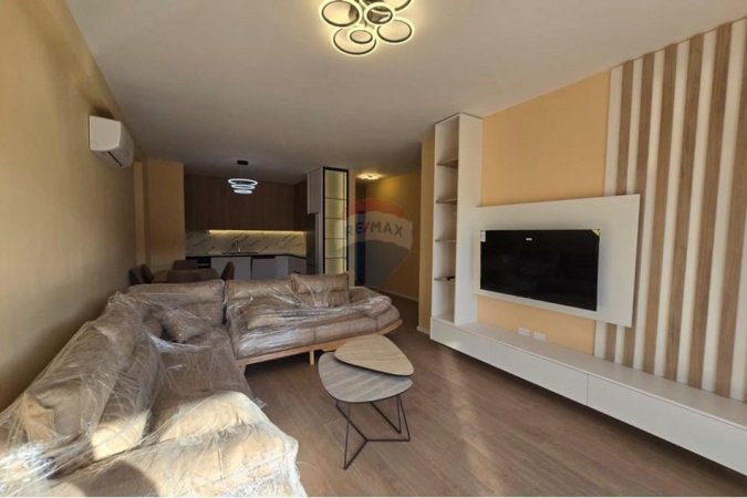 Tirane, jepet me qera apartament 2+1 , 120 m² 1.300 € (Liqeni i Thate)