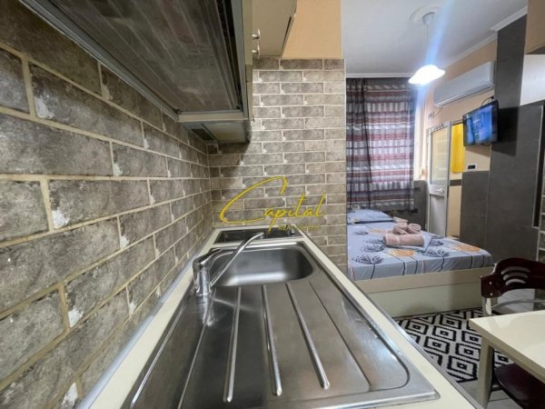 Tirane, jepet me qera apartament 1+1 Kati 2, 33 m² 350 € (5 MAJI)