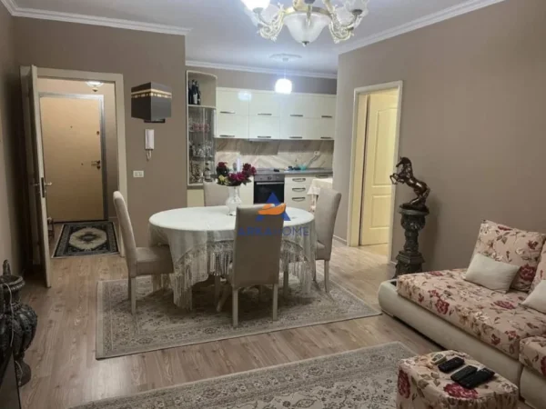 Tirane, shitet apartament 2+1+Ballkon Kati 1, 106 m² 200.000 € 