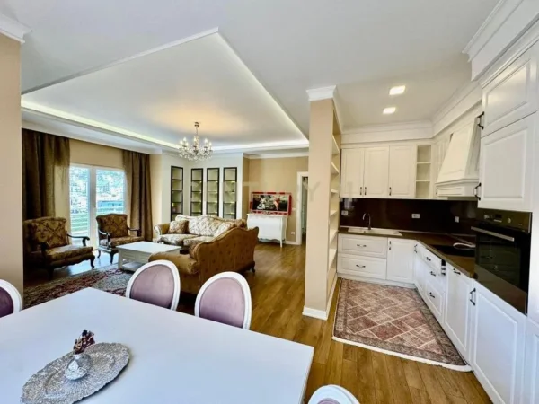 Tirane, jepet me qera apartament 2+1+Ballkon Kati 3, 115 m² 900 € (liqeni i thate hamdi garunja)