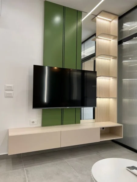 Tirane, jepet me qera apartament 1+1 Kati 3, 85 m² 800 € (LAPRAKE)