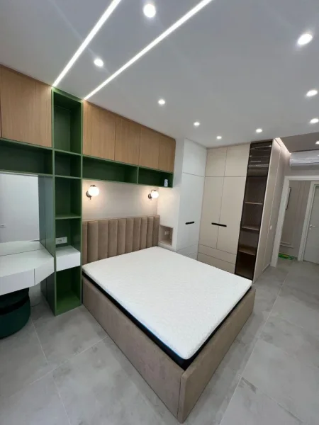 Tirane, jepet me qera apartament 1+1 Kati 3, 85 m² 800 € (LAPRAKE)