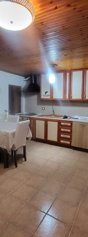 Tirane, jepet me qera apartament 2+1 Kati 3, 80 m² 400 € (RRUGA E DIBRES)